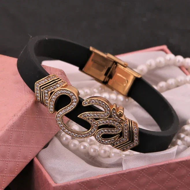 Eye-Catching Diamond OM Leather Belt Gold Plated Bracelet - Style A386
