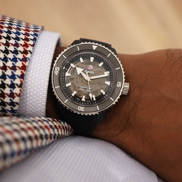 Amazing Vintage Style with Modern Features Luxury watch