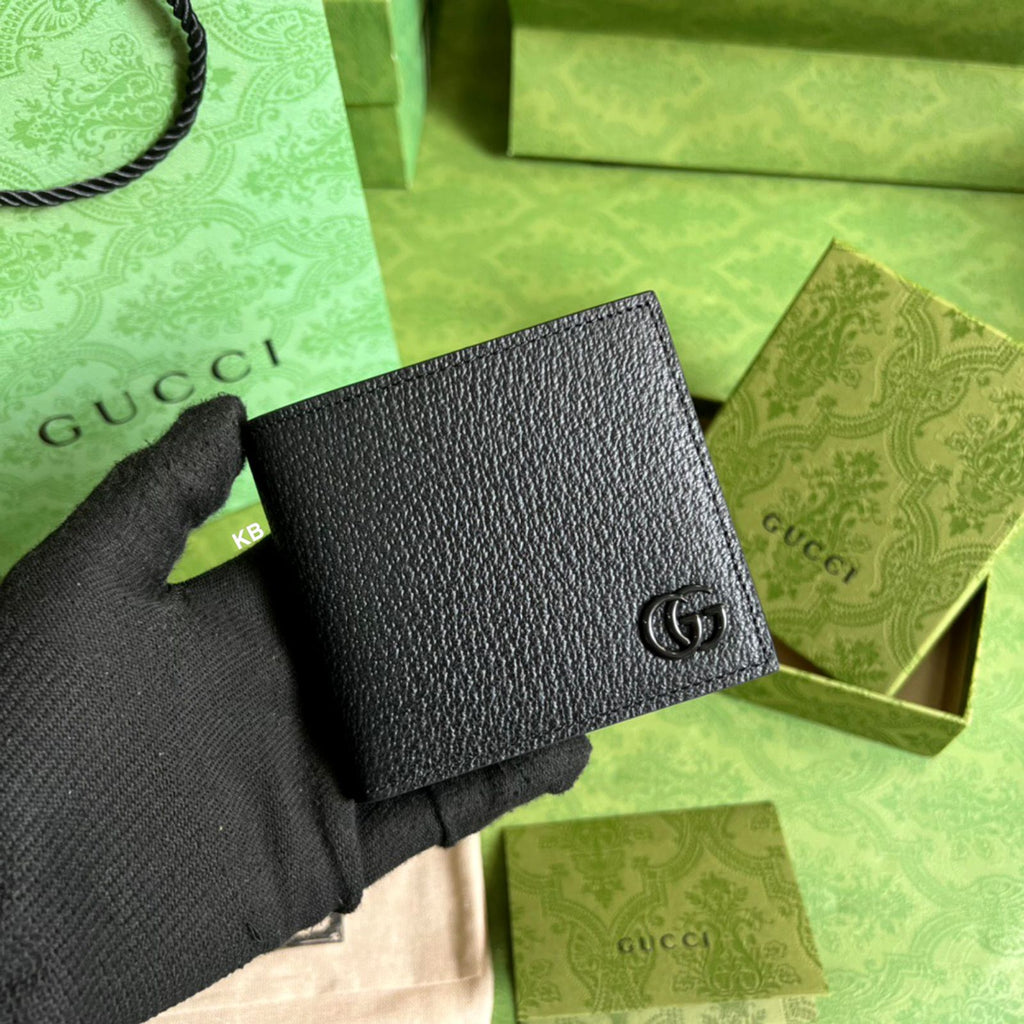 Amazing Bi-Fold Leather Black Wallet