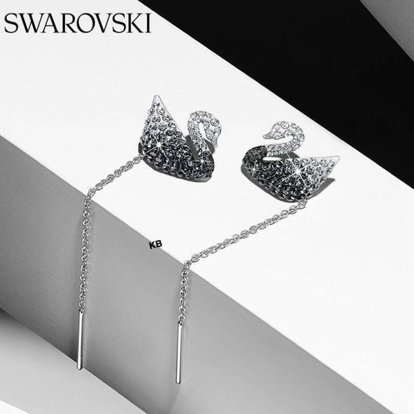 Amazing Iconic Swan Earring