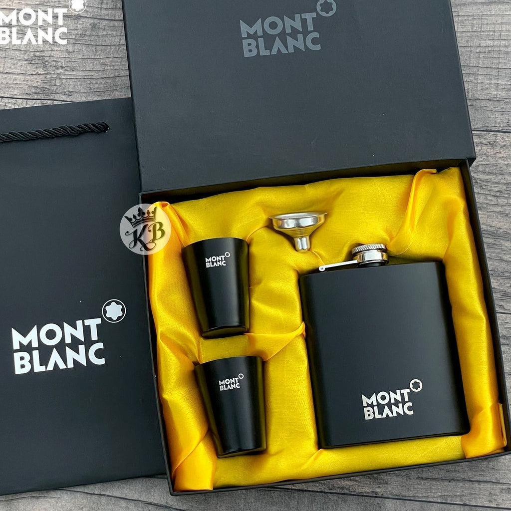 Amazing Hip Flask Set