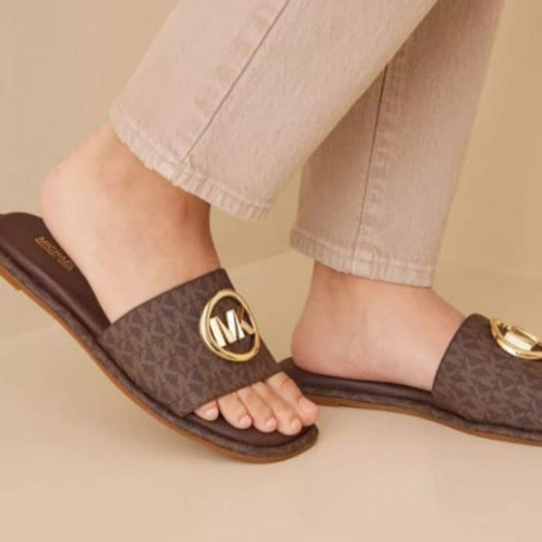 Amazing M kor Flats