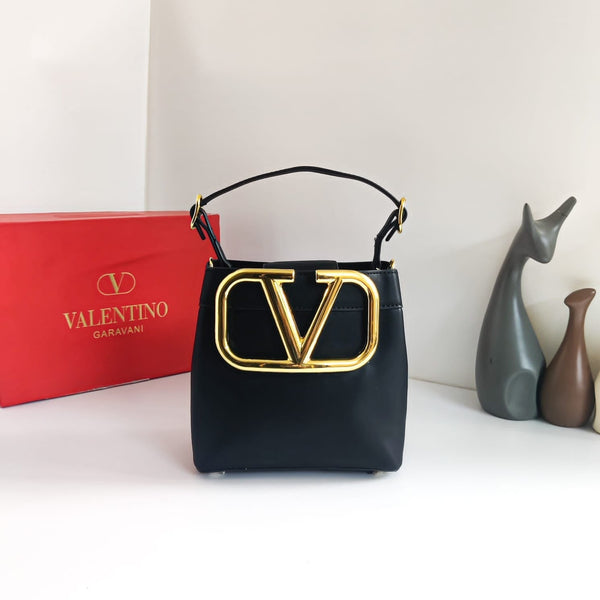 Supervee Bucket Bag - Timecraze