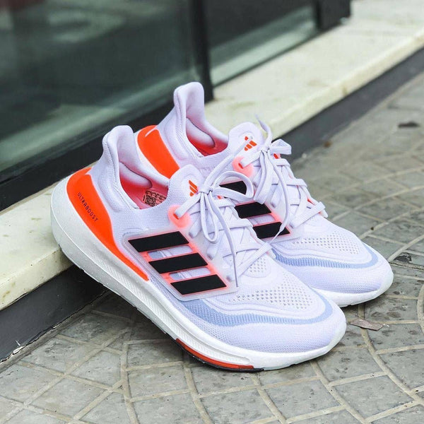 Amazing ultra boost shoes - Timecraze