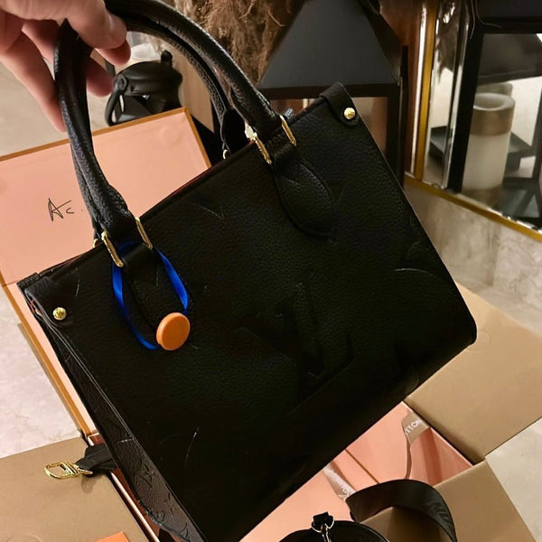 OnTheGo Medium Shoulder Bag - Timecraze