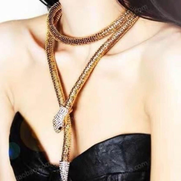Snake Viper Round  Necklace - Timecraze