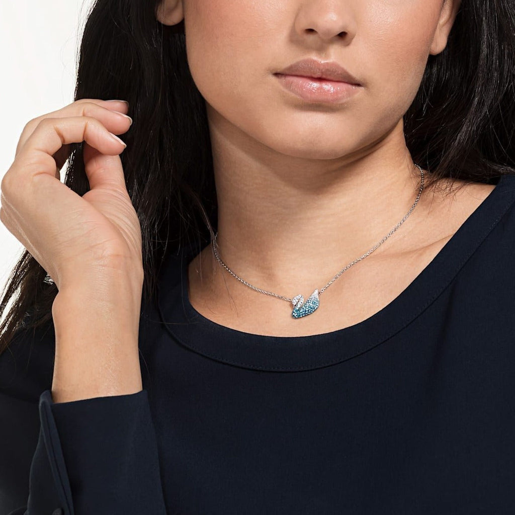Amazing Swar Swan Pendant - Timecraze