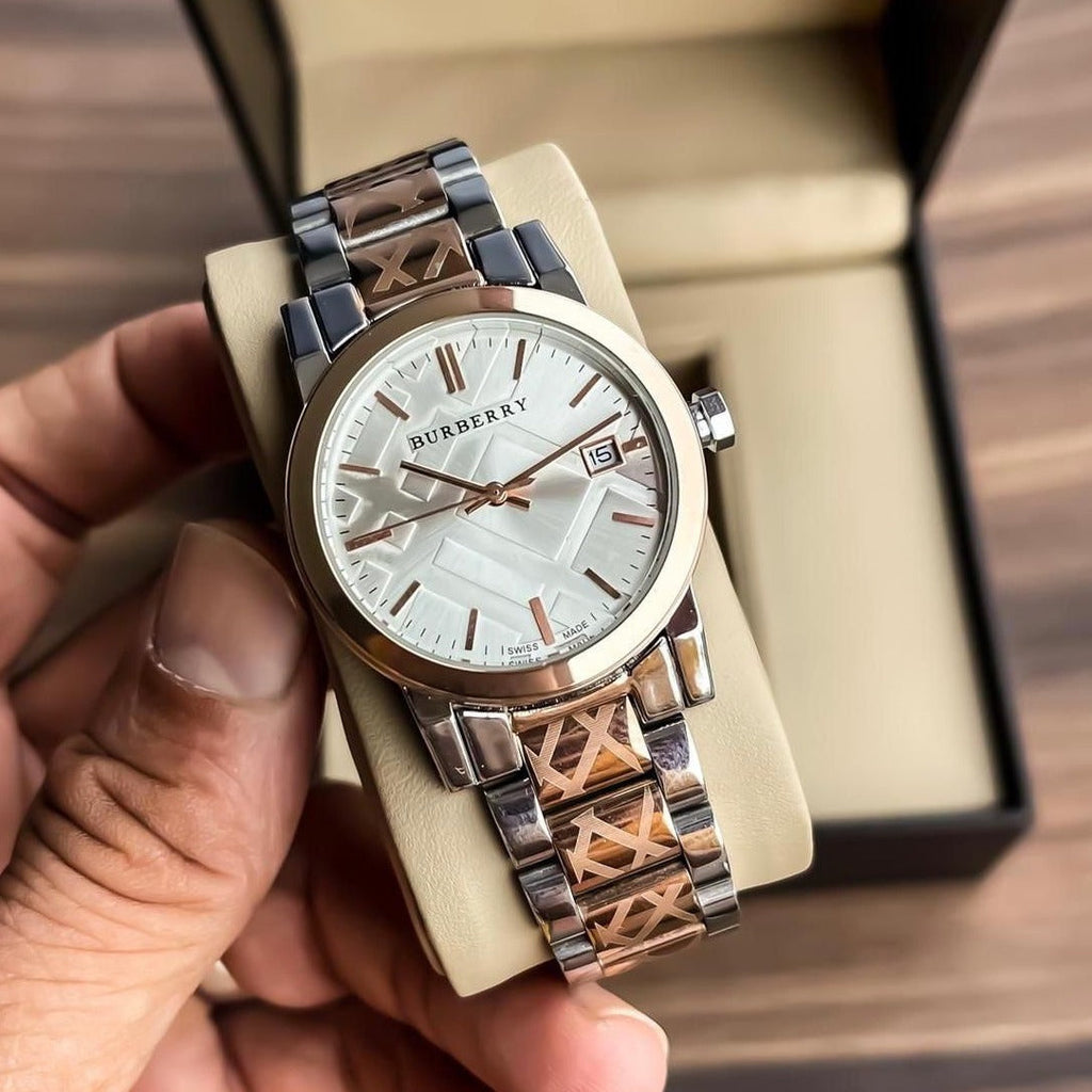incredibly interesting Ladies watch - Timecraze