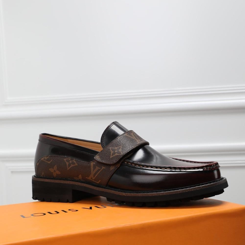 Amazing LV Premium Quality Loafers shoes - Timecraze