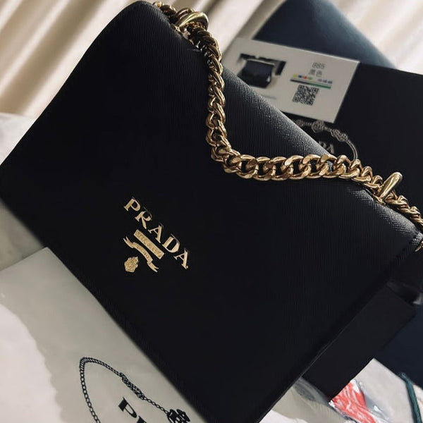 Saffiano Small Chain Flap Bag - Timecraze