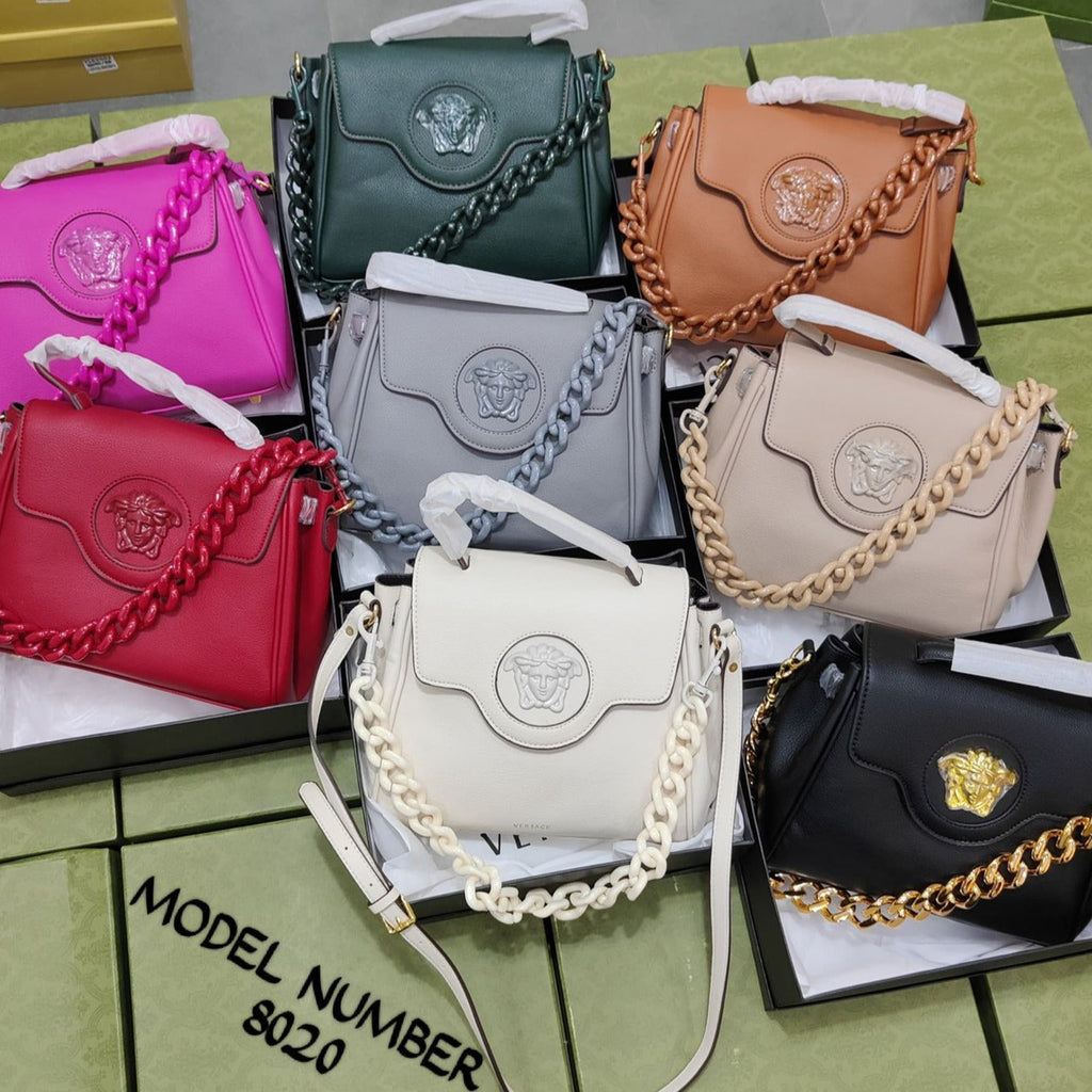 Vrsce Medusa Tote bag - Timecraze