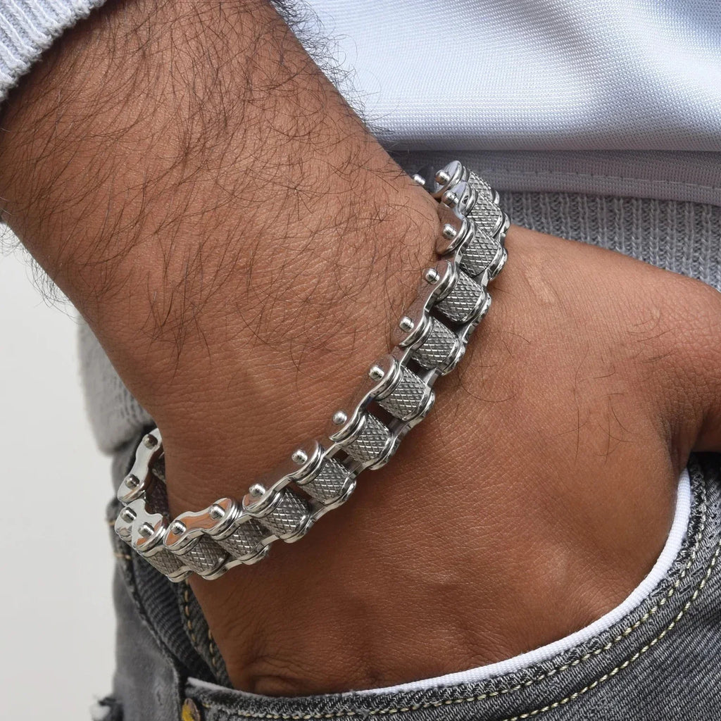 Unique Design Premium-Grade Quality Silver Color Bracelet- Style C301