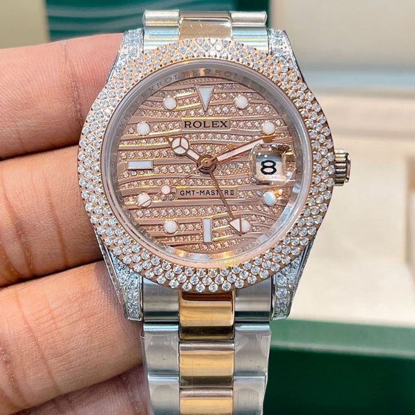 Amazing latest model Diamond Premium Men's watch