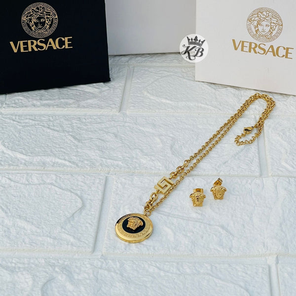 Amazing pendant official initial earrings