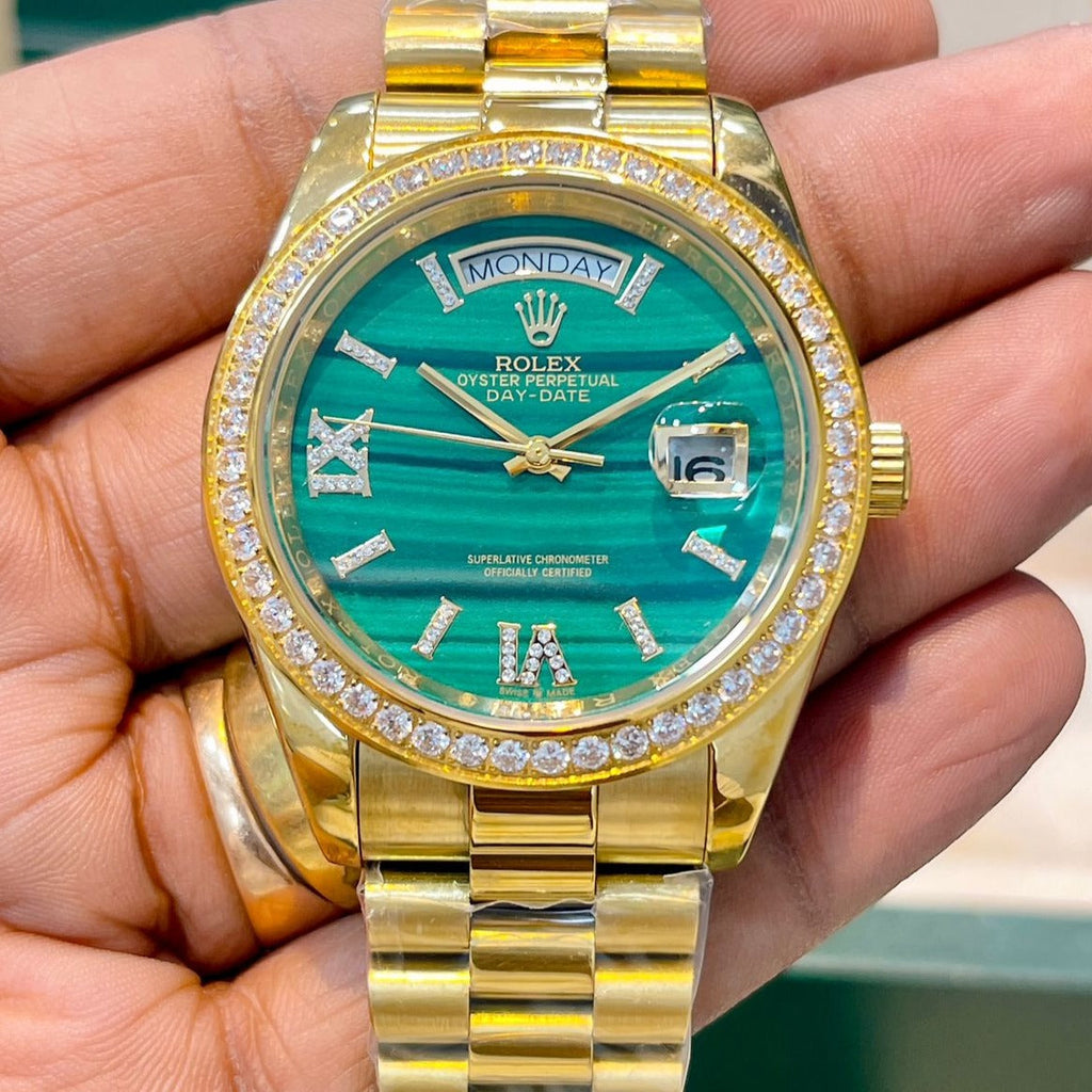 Amazing Salman Khan Gold Diamond Men's watch