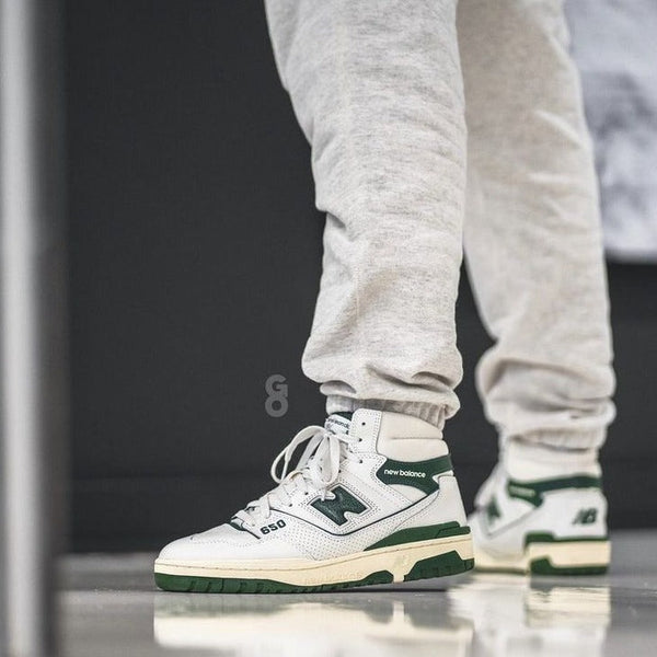 Amazing Vibrant Green colorway sneakers Shoes