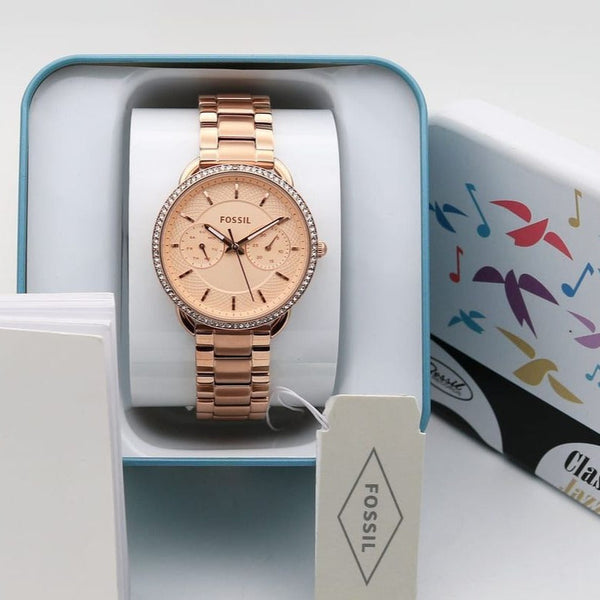 AMAZING CARLIE ROSE-GOLD WATCH