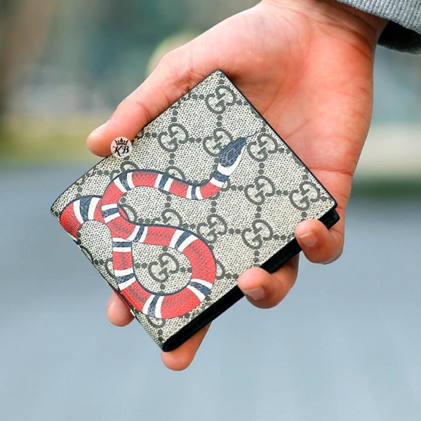 Introducing the A Stylish Men's Wallet