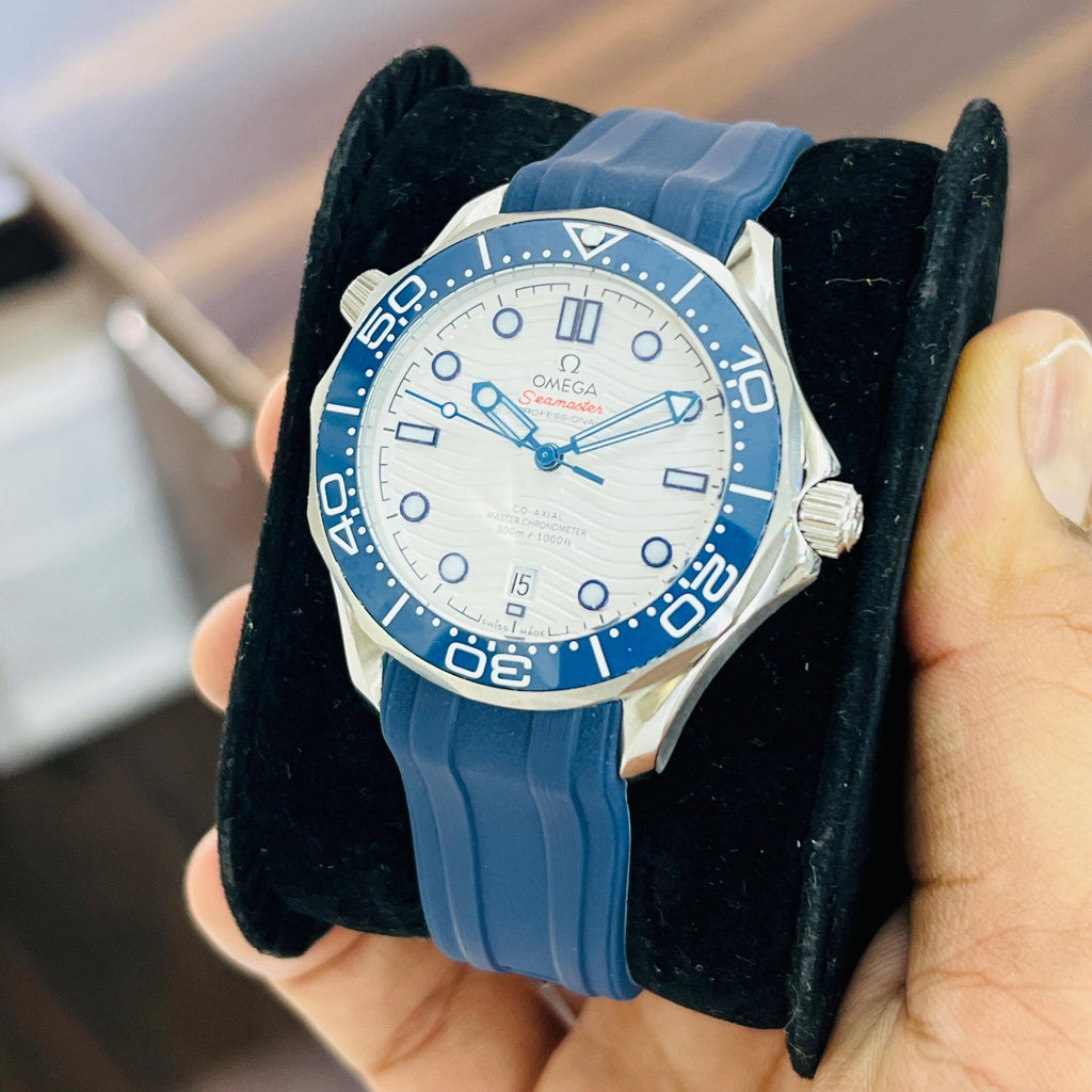 Amazing Master Chronometer watch - Timecraze