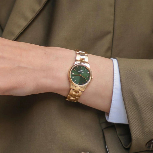 Dw classic iconic watch - Timecraze