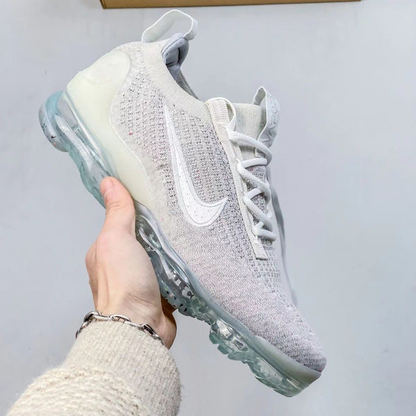 Nk Vapormax Flynkit 3 white shoes - Timecraze