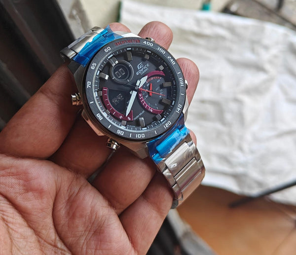 Edifice men Black dial watch - Timecraze