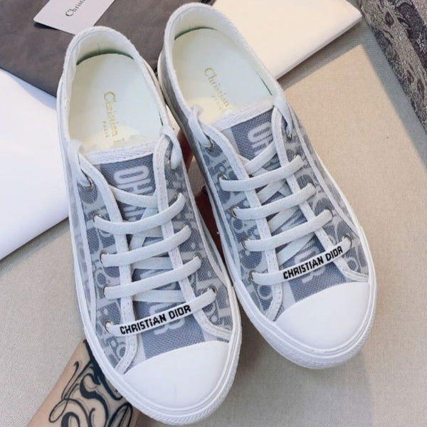 D walk n Sneaker Girls Shoes - Timecraze
