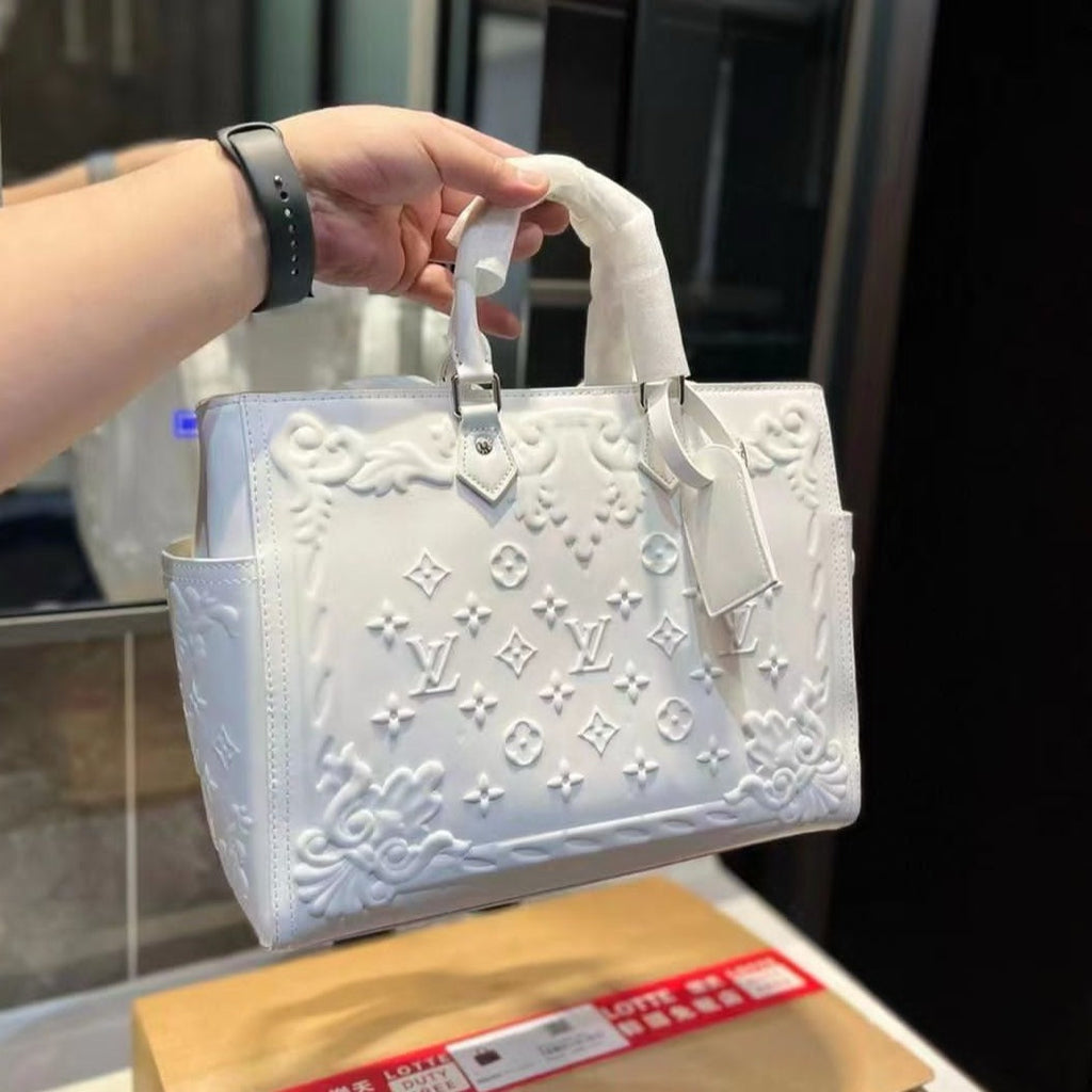 Lv Monogram casual bag - Timecraze