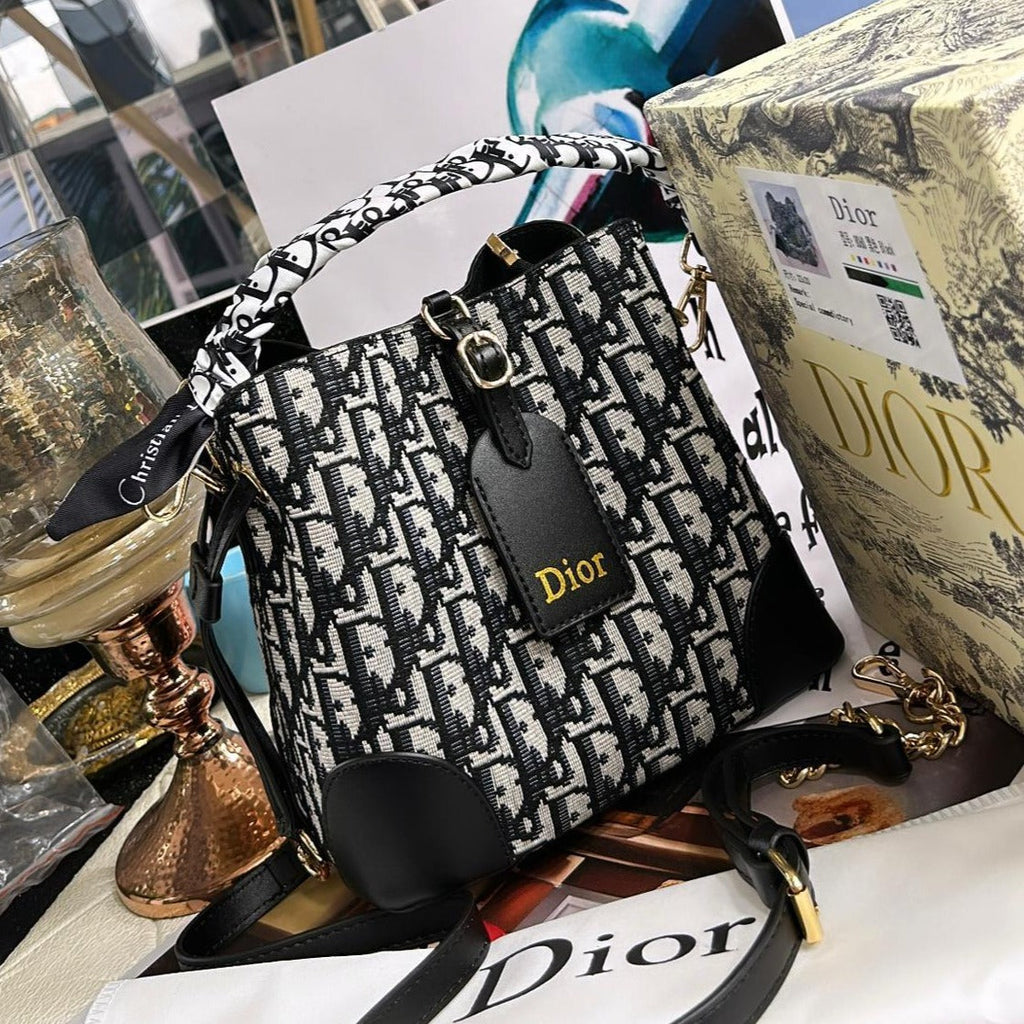 Pouch Style Jacquard Embroidered Bag - Timecraze