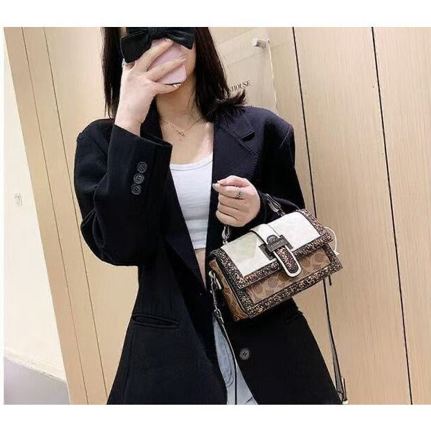 Amazing stud premium handbags - Timecraze