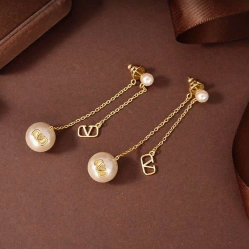 Amazing beautiful earrings - Timecraze