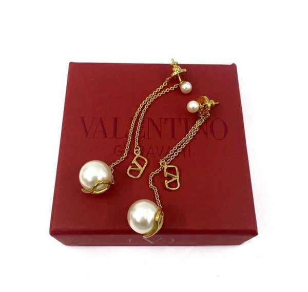 Amazing beautiful earrings - Timecraze