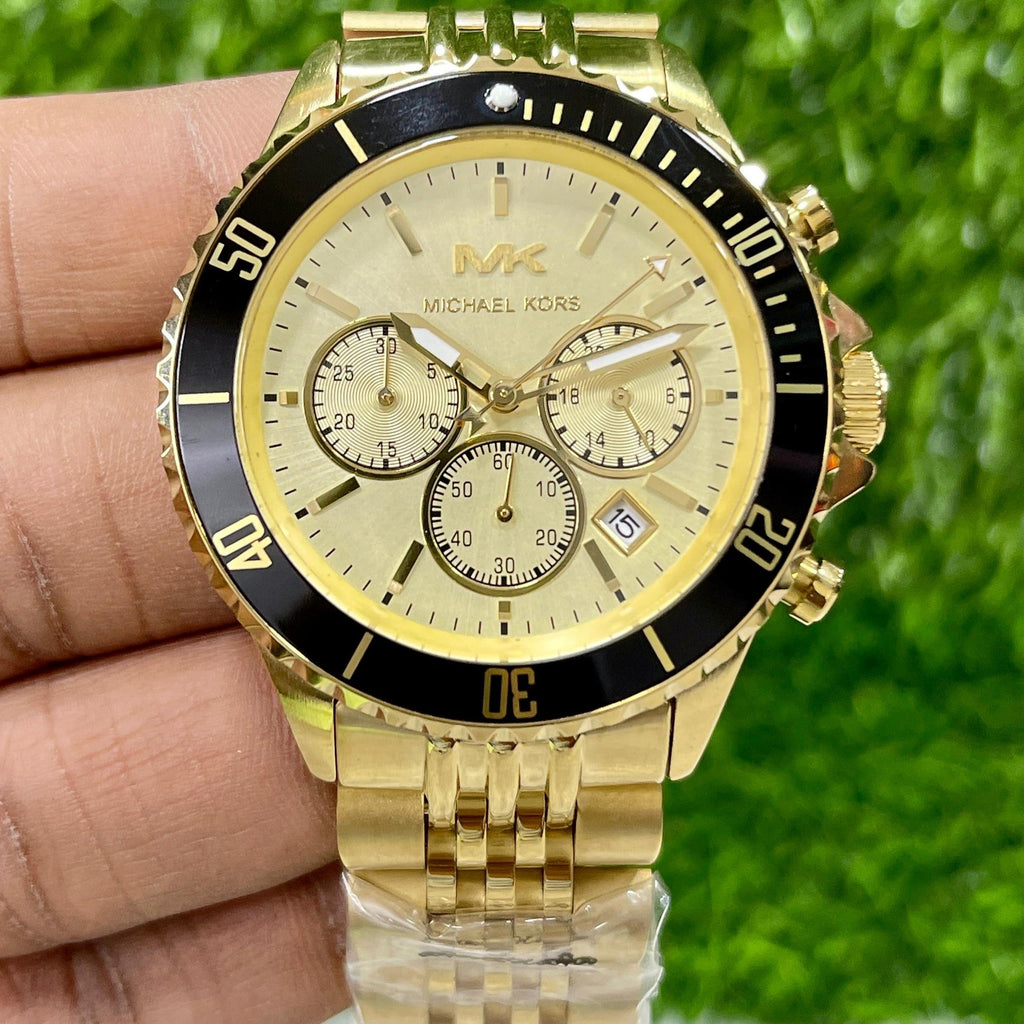 MK golden watch - Timecraze