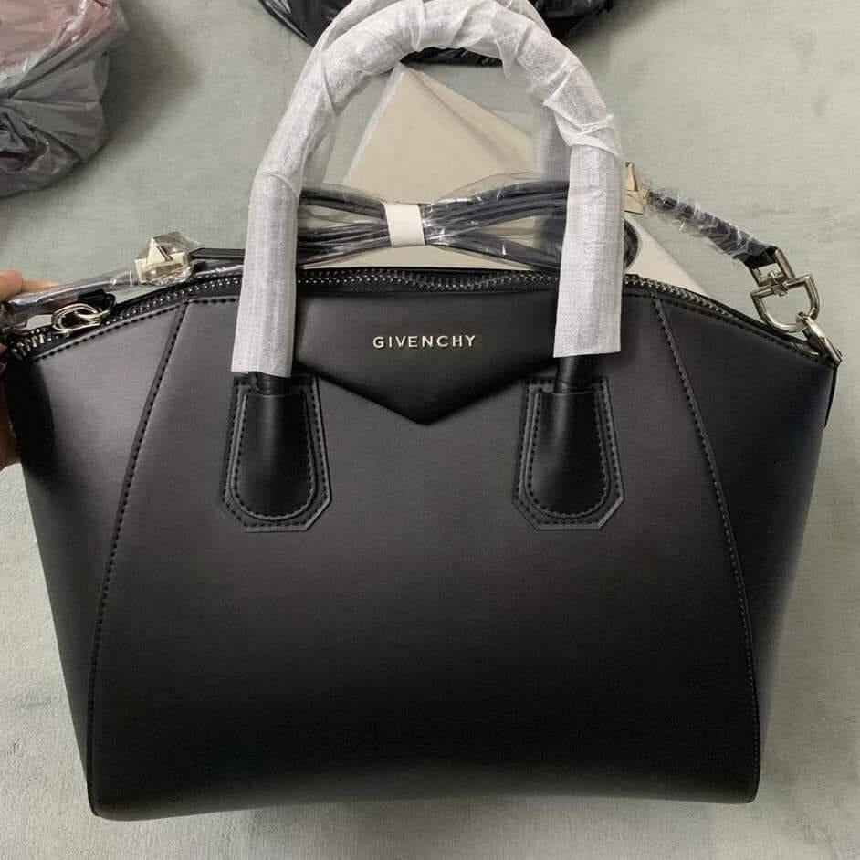 Amazing premium quality handbag