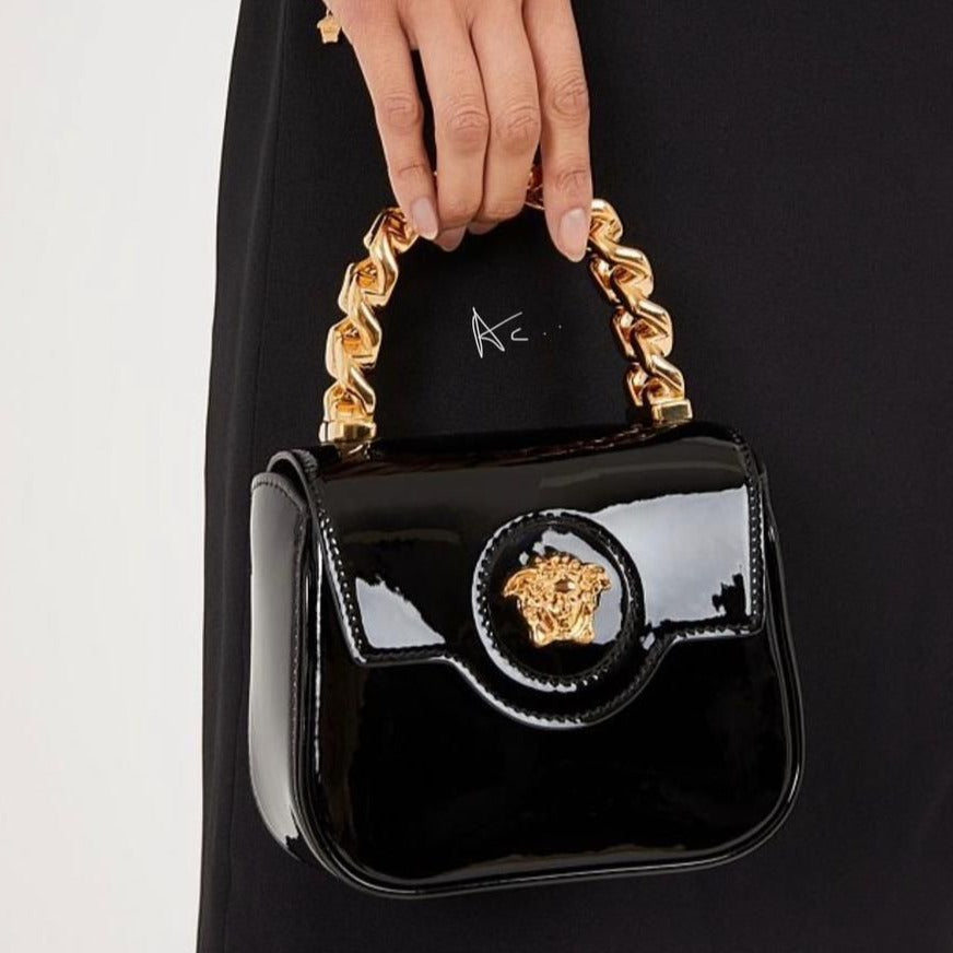 Amazing vsache patent leather bag - Timecraze